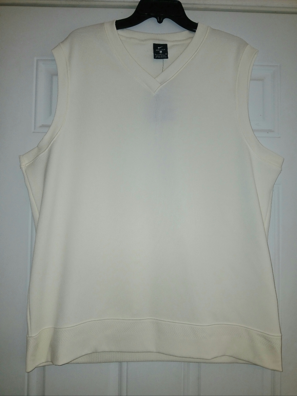 NEW WITH TAGS Men’s Nike Dri Fit Vest Size XL